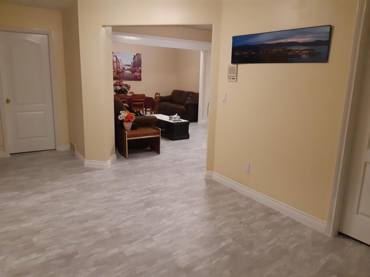 Lakeview House With 4 Rooms Kelowna Near Downtown & Knox Moutain Extérieur photo