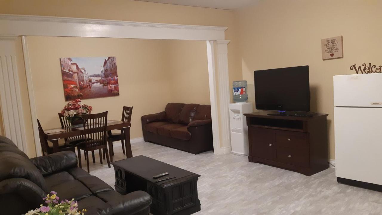 Lakeview House With 4 Rooms Kelowna Near Downtown & Knox Moutain Extérieur photo