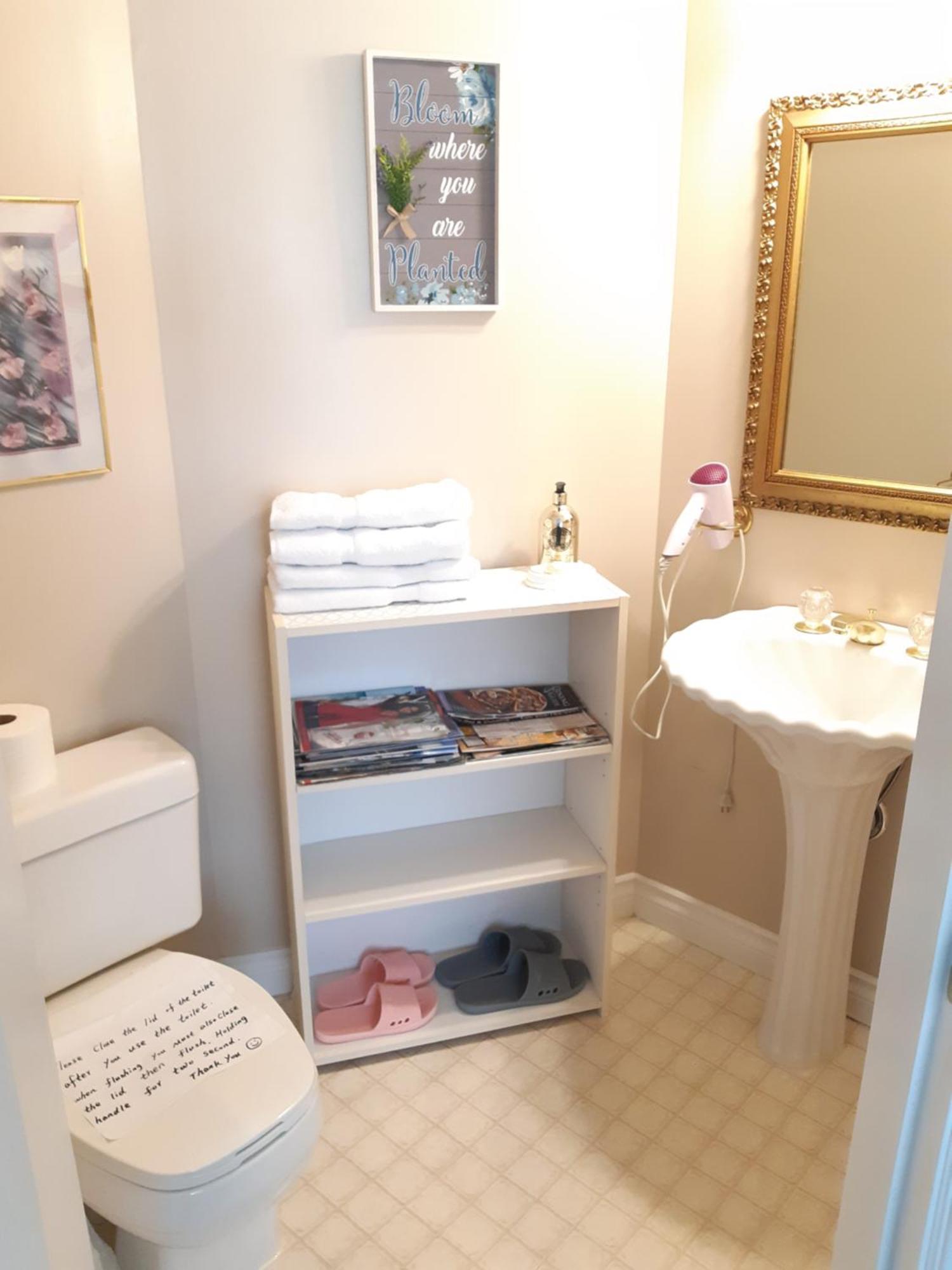 Lakeview House With 4 Rooms Kelowna Near Downtown & Knox Moutain Extérieur photo
