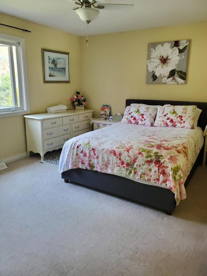Lakeview House With 4 Rooms Kelowna Near Downtown & Knox Moutain Extérieur photo
